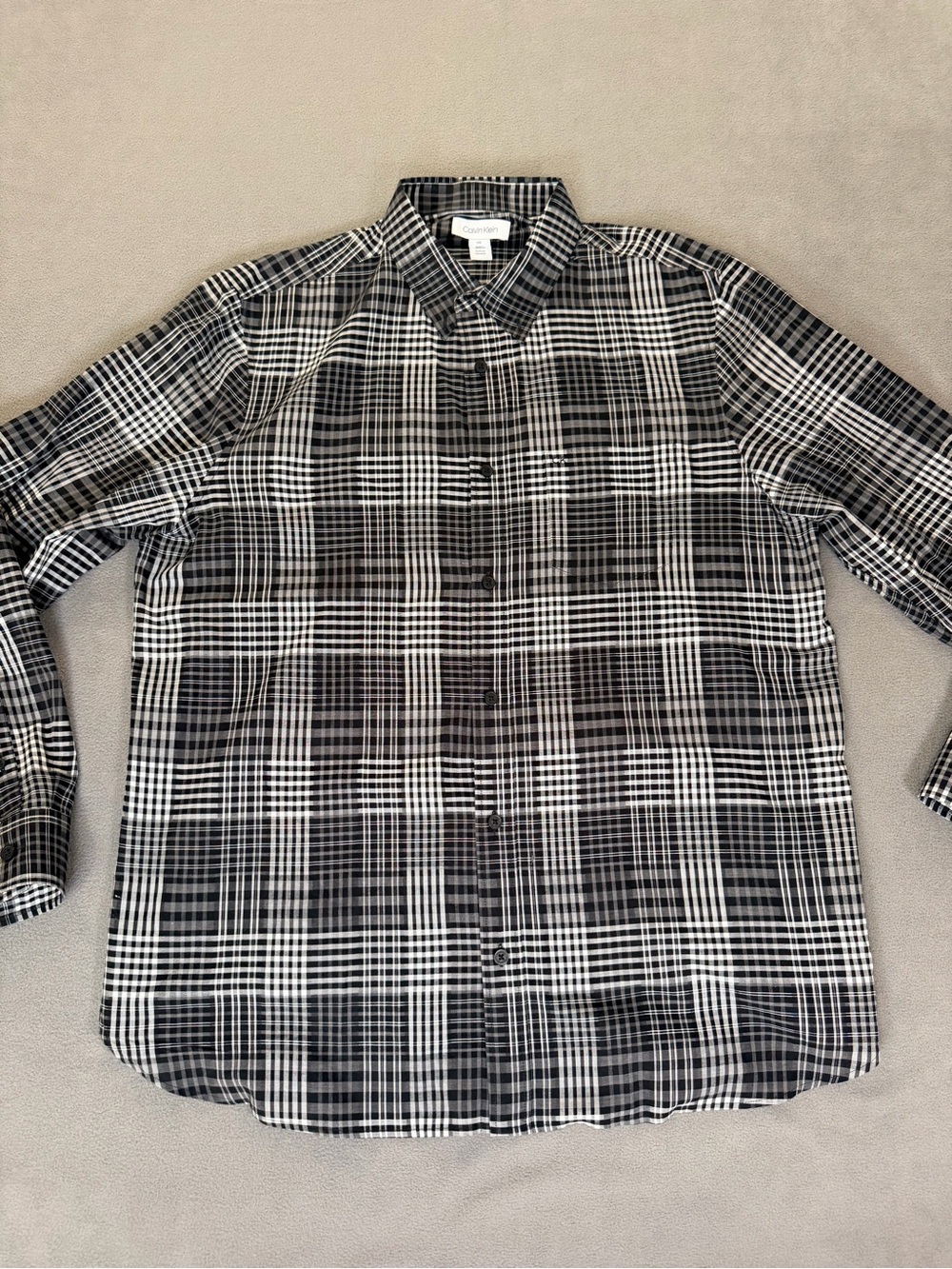 Calvin Klein- Men's Black & White Plaid Button-Down Shirt- Large